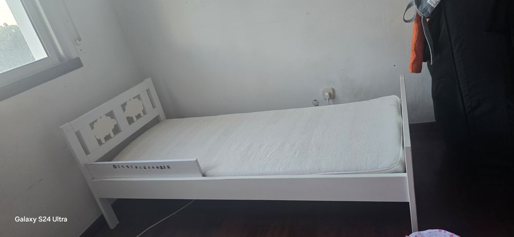 Cama criança Ikea