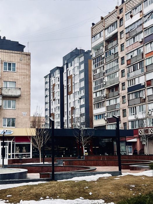 Центр! Видова 3 кімнатна квартира в новобудові  біля Любави
