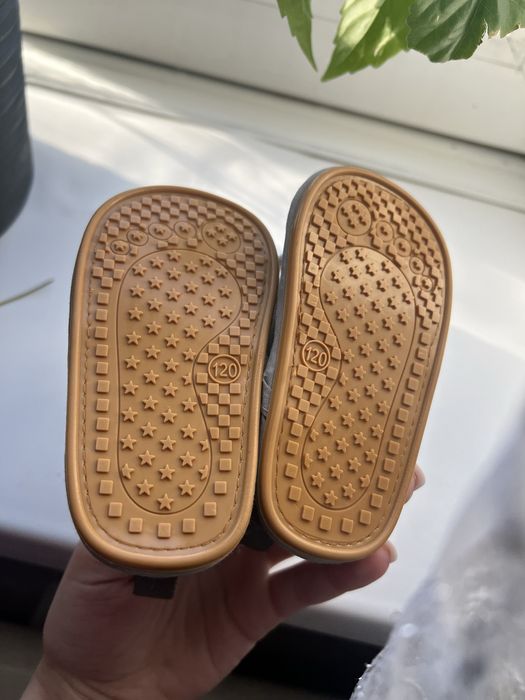 Теплі черевики пінетки для малюків