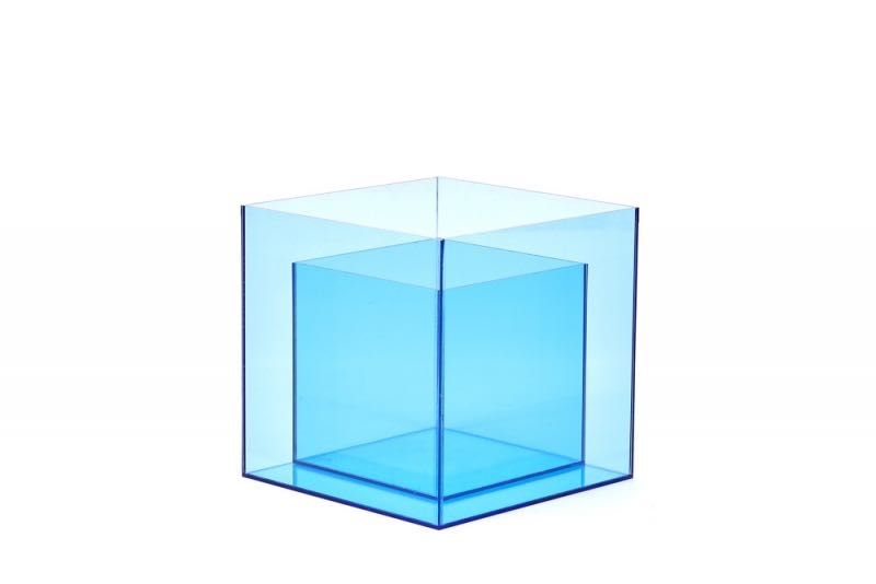 Cubo acrílico 1 lado aberto azul translúcido - 6pc. | 20x20x20cm