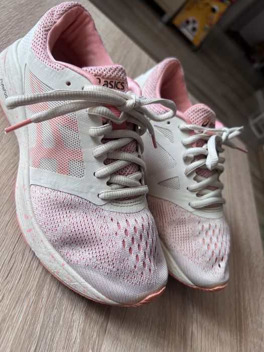 Buty do biegania asics