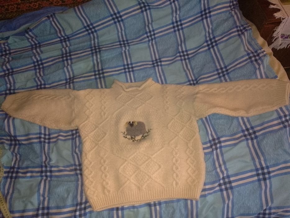 Шерстяная кофта  бренд ларнеу.