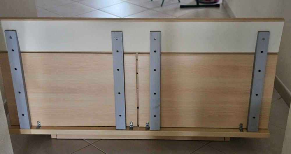 Cama base e cabeceira cor faia