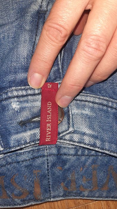 Dżinsy dzwony jeansy River Island