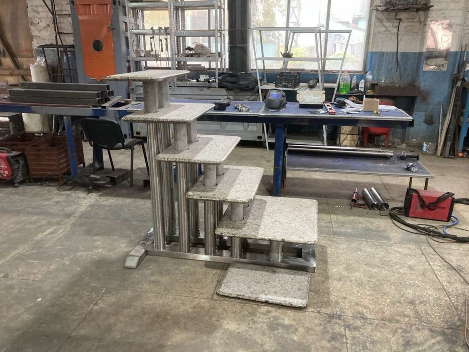 Лестницы в бассейн, поручни, перила с нержавейки, нержавеющей стали