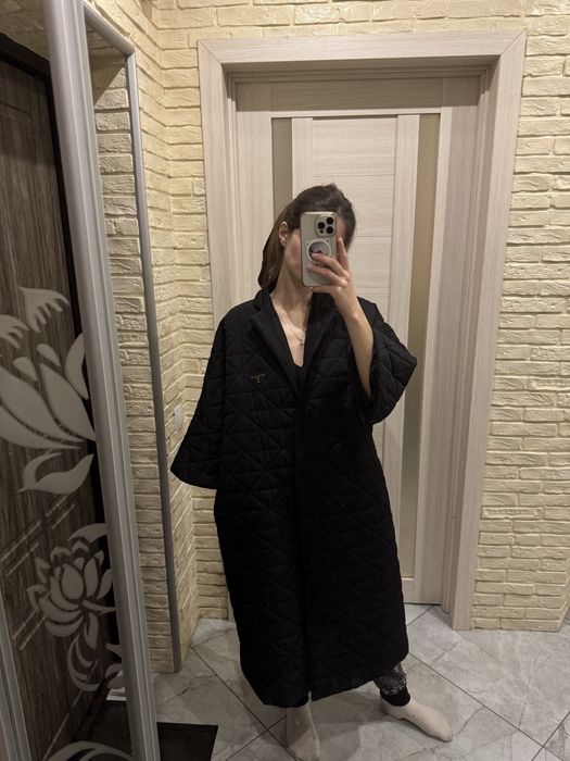 Жіноче пальто , розмір С-М, прямого , вільного крою