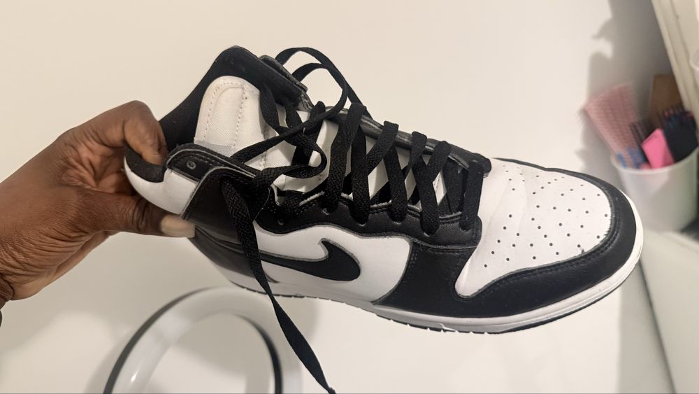 Nike original preta e branca