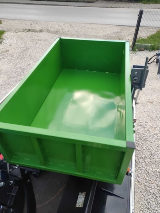 Skrzynia załadunkowa/ transportowa na tuz tył ciągnika transportowa