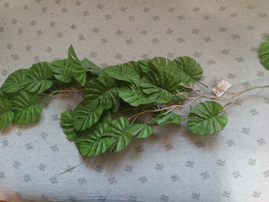 Monstera sztuczna 90 cm długości