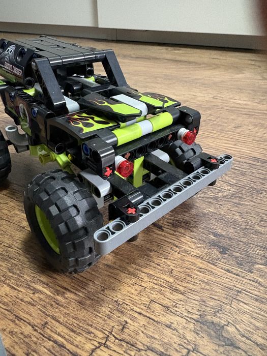 Lego technic monster jam 42118
