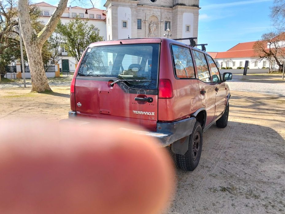 Nissan Terrano II