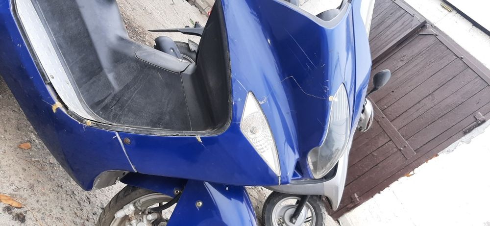 Максі скутер G max Jazz