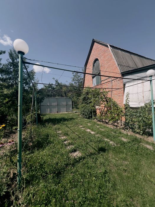 Продам дачу в Люботині