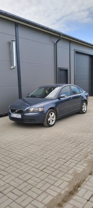 Volvo S40