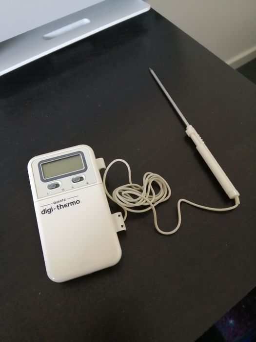 Termómetro Digital com sonda