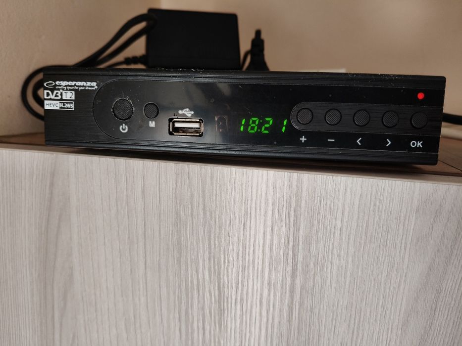 Telewizor LG 24 cale z dekoderem