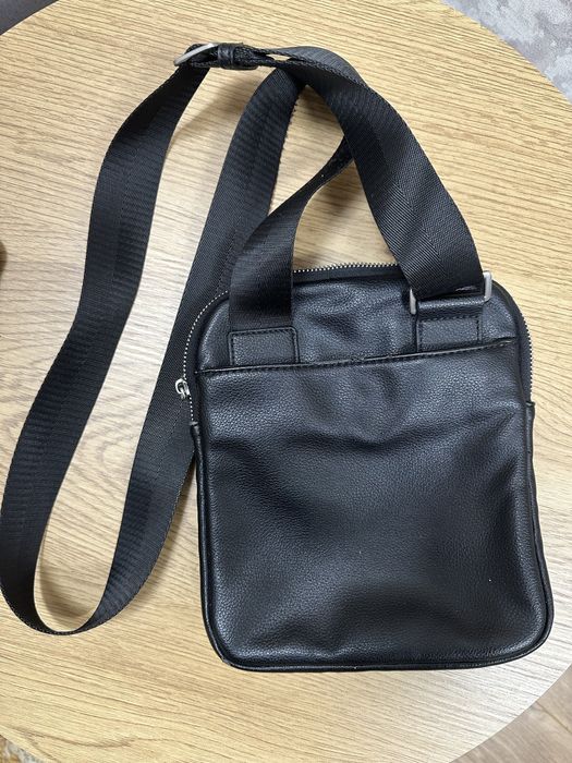 Барсетка  Guess 1000