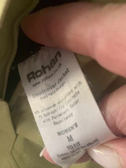 Kurtka przeciwdeszczowa, przeciwwiatrowa