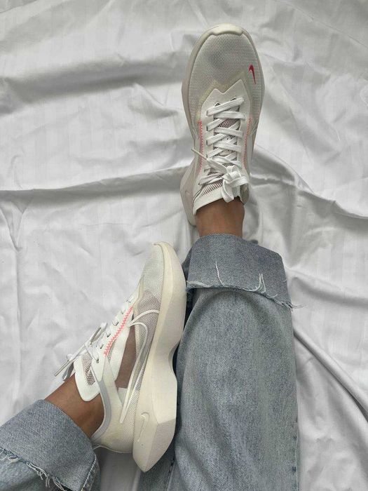 Жіночі кросівки Nike Vista "White/Red" Розміри 36-40