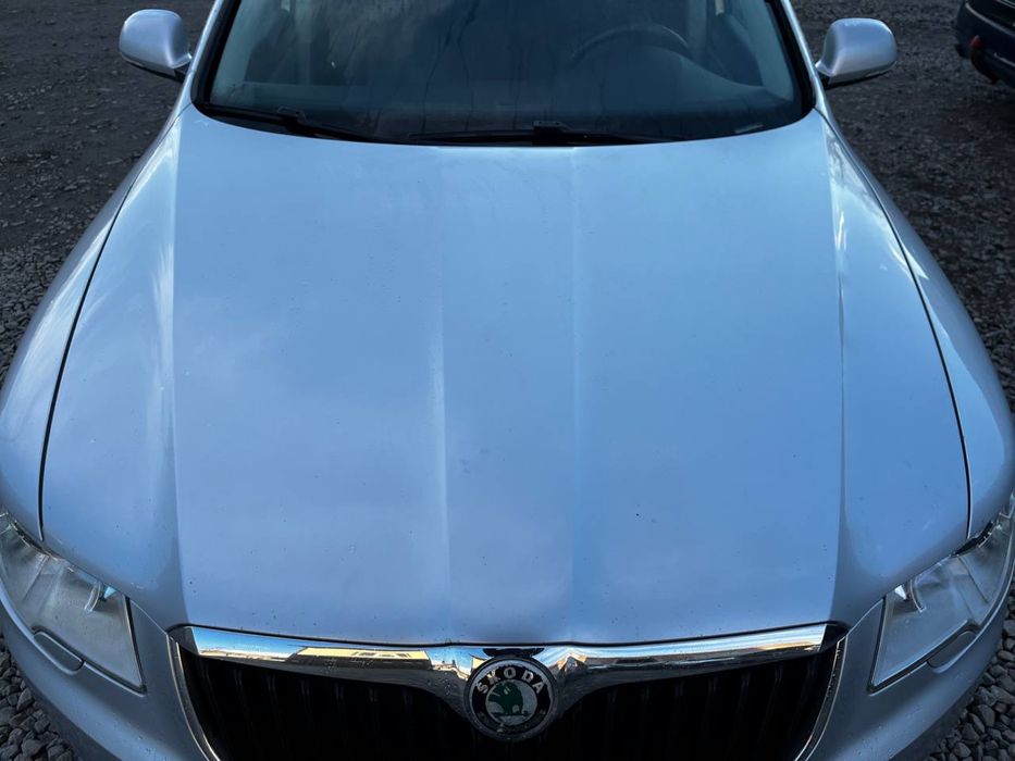 Капот номер фарби LA7W сірий металік шкода суперб2   Skoda superb2