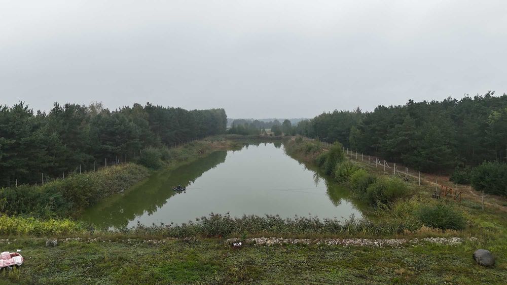 inwestycyjna działka ze stawem