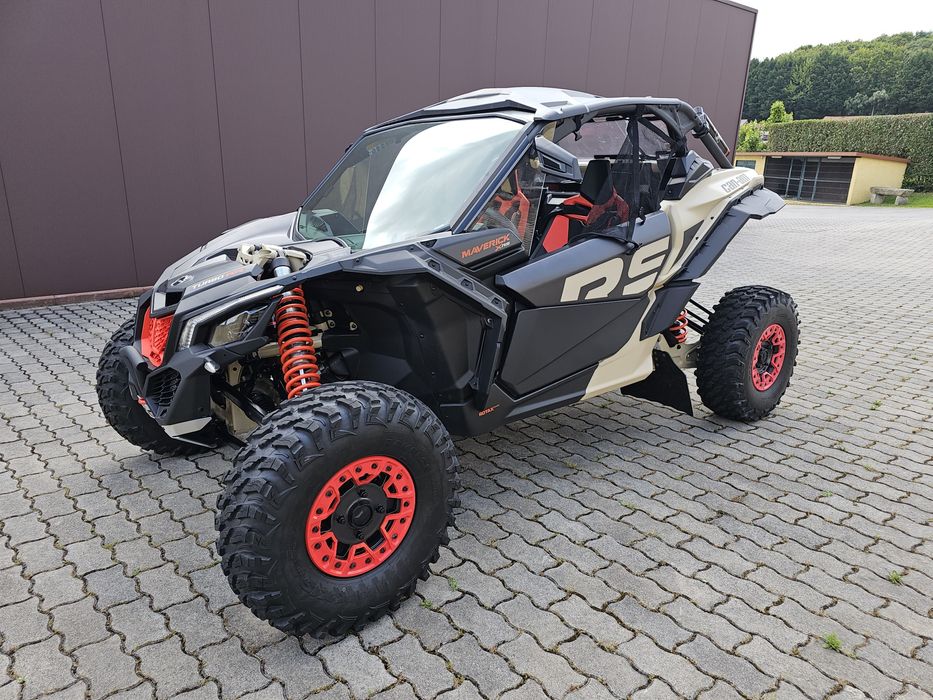 Bombardier can am maverick X3 RS Turbo rr Smartshocks.
