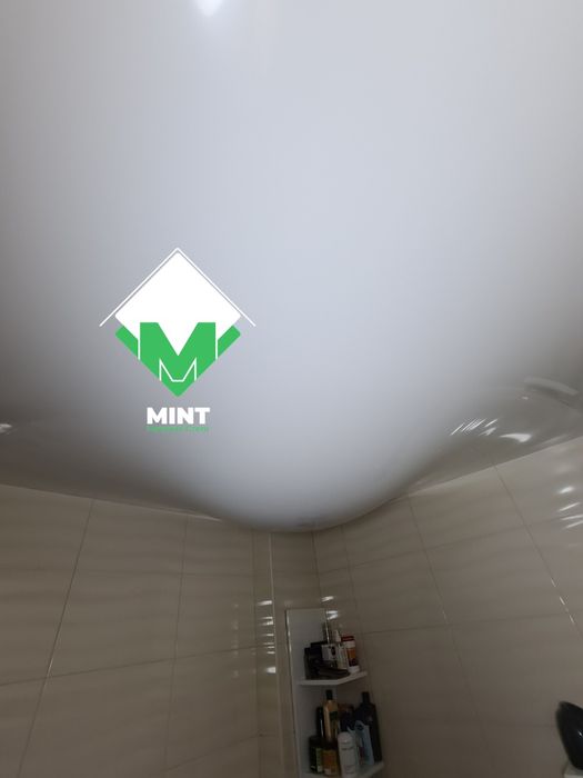 Ремонт натяжного потолка. Слив воды с натяжного потолка.