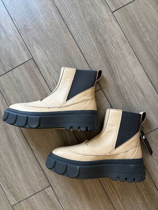 Sorel Caribou X Chelsea Waterproof жіночі черевики ботинки 40 / US 9 Canoe