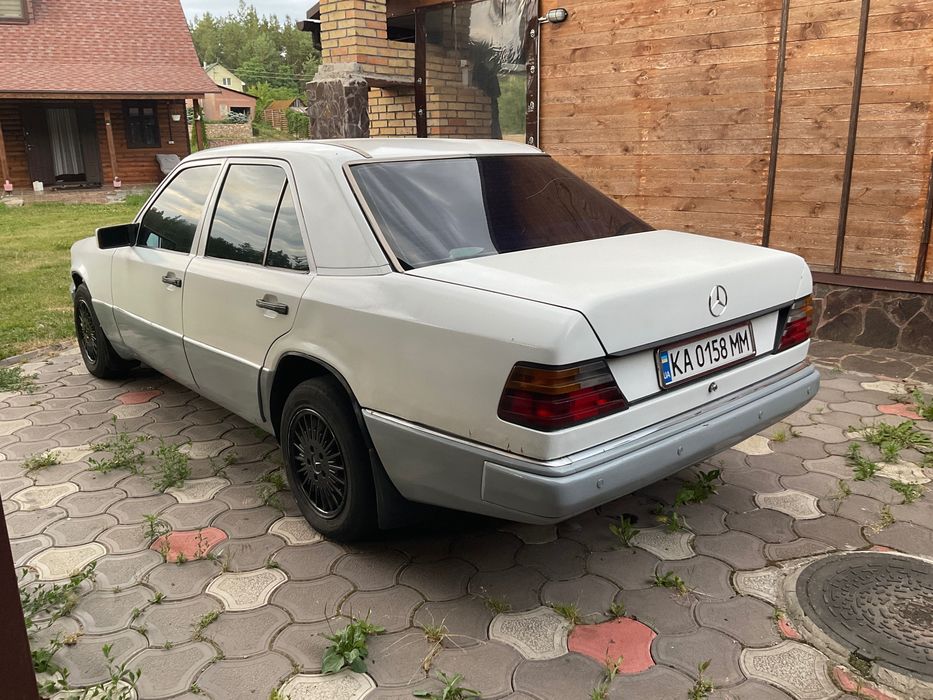 Продам Мерседес 124 дизель 2.0