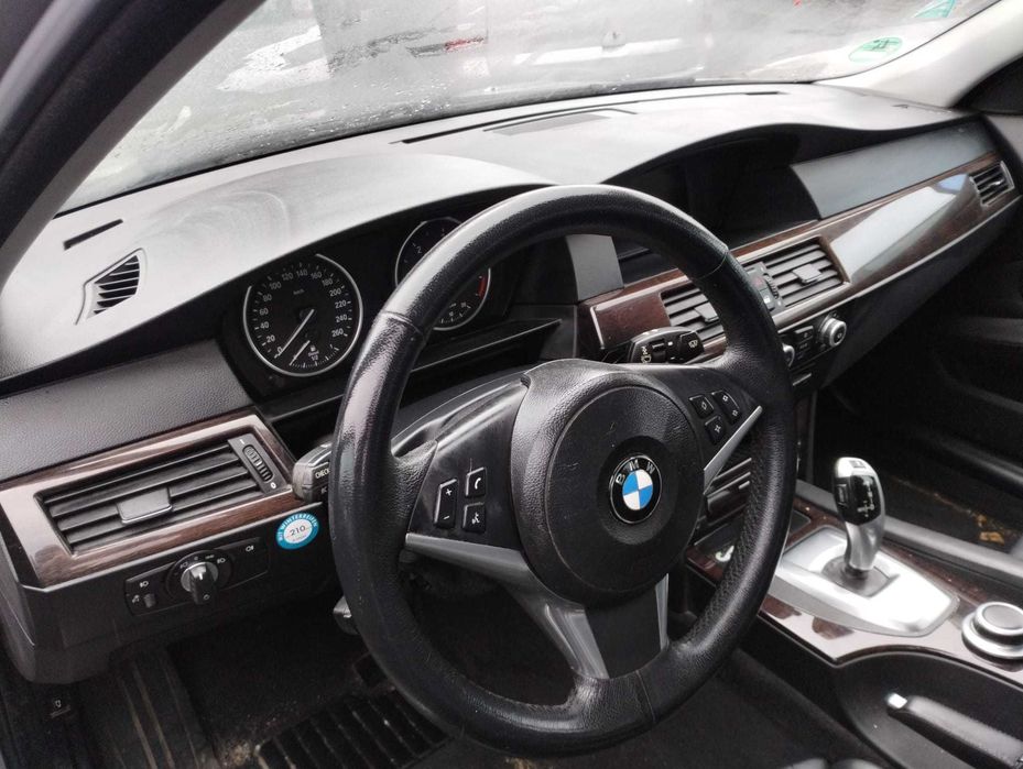 deska kokpit konsola AIRBAG  BMW E60 E61  LIFT