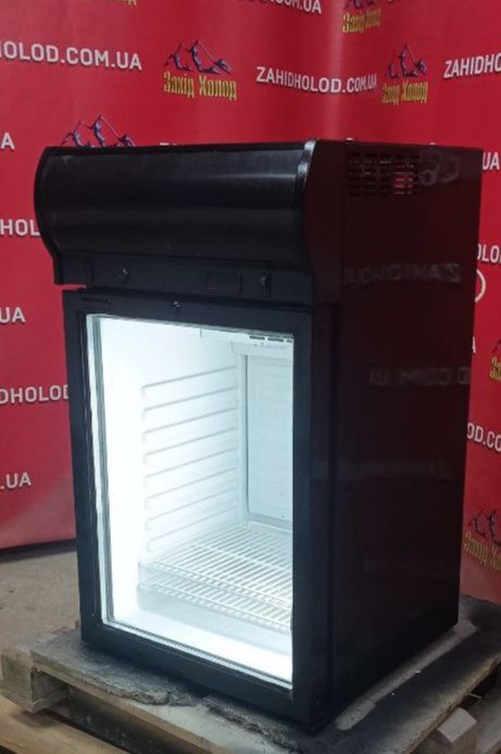 Барний холодильник .Холодильна вітрина. Холодильник
Холодильна вітр
