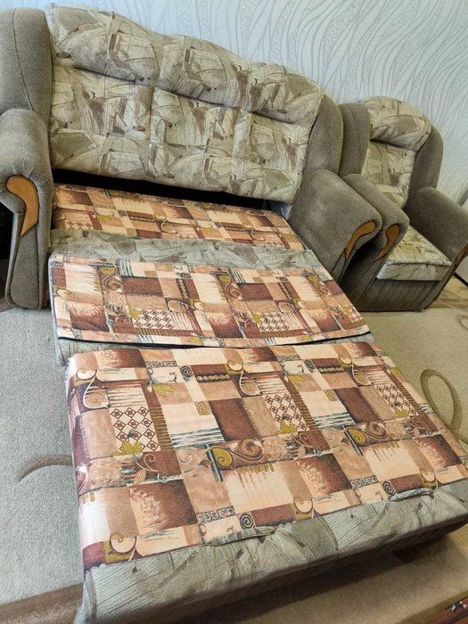 Продам диван та 2крісла