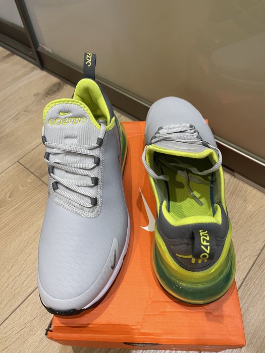 Кроссовки Nike новые