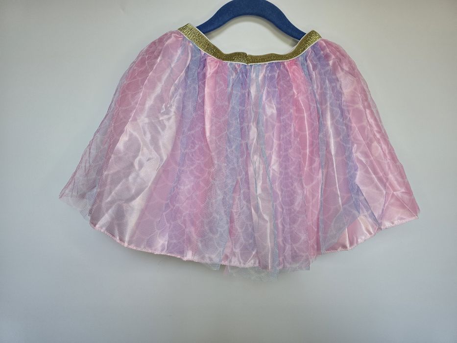 Piękna spódniczka dla dziewczynki r. 116 / 122
