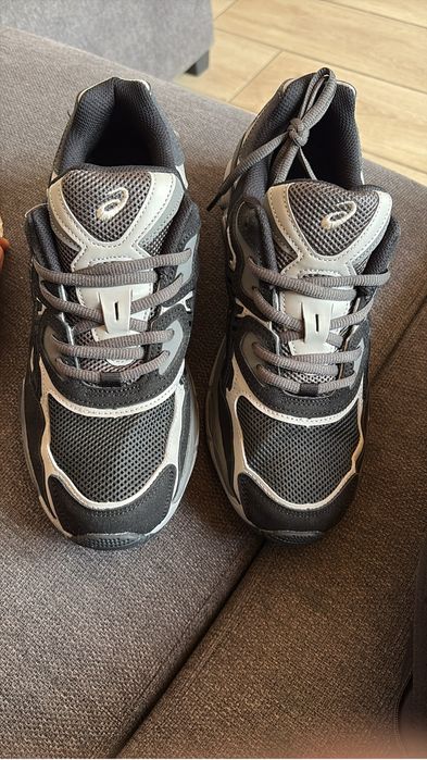 Asics GEL NYC ALL BLACK