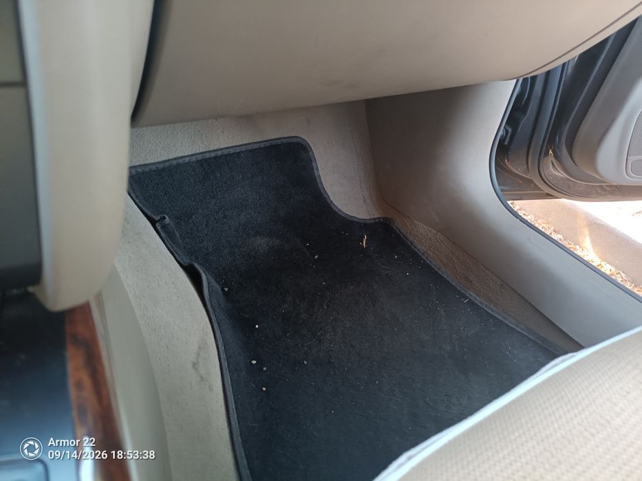 Audi A4 b8 ,com motor fiável apesar dos quilómetros , possível trocar por carrinha de 3 lugares