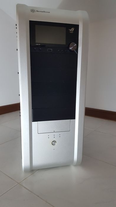 Caixa Silverstone TJ07
