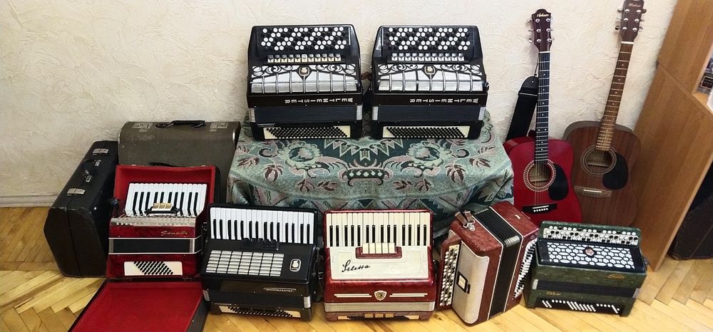 Weltmeister Grandina пятирядний баян.