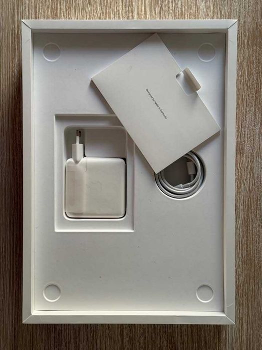 MacBook Pro 16” (2019) – i9 | 16GB | 1TB SSD – Bem estimado