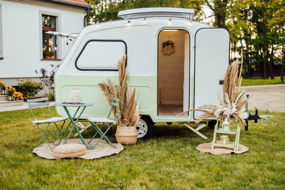 Fotoprzyczepa na twoją uroczystość BAR MOBILNY PROSECCO VAN