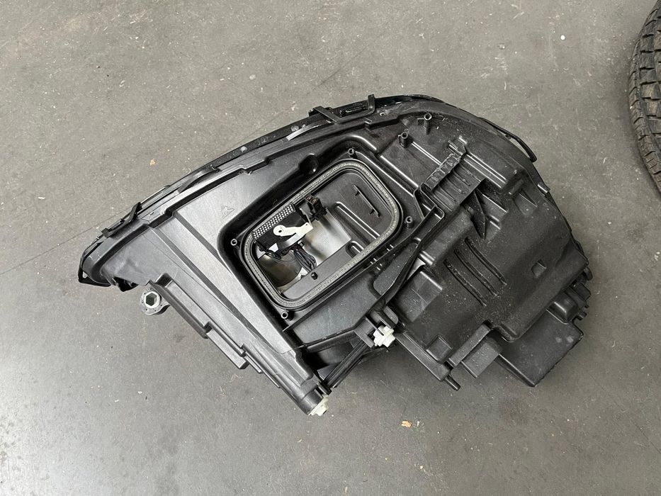 Lampy przód Mercedes W213 Lift Full Led Komplet bez modułów