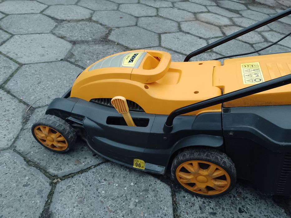 Kosiarka elektryczna VEGA 1600V