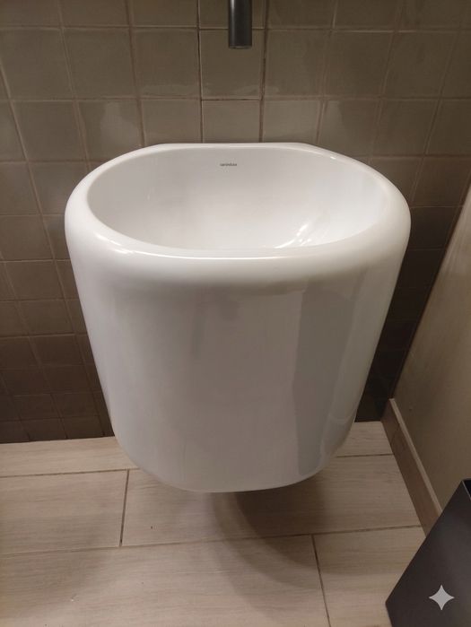 Lavatório Design SANINDUSA STATUS + Torneira Eletrónica BRUMA Preta