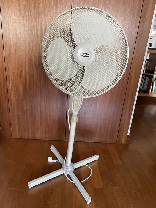 Ventoinha de pé alto