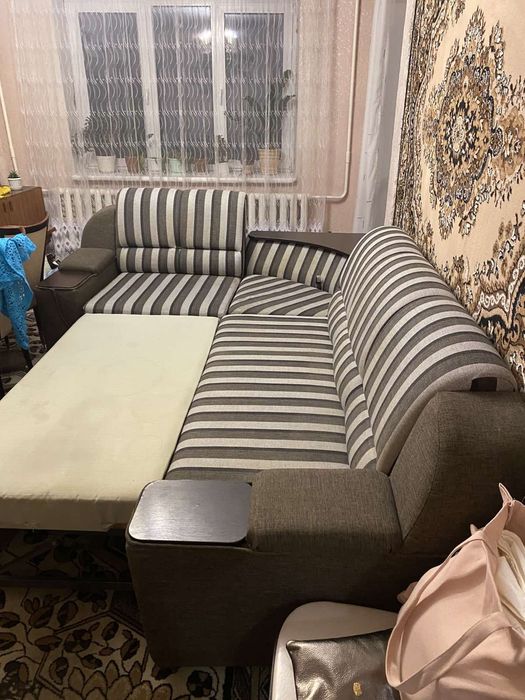 Диван кутовий б/у