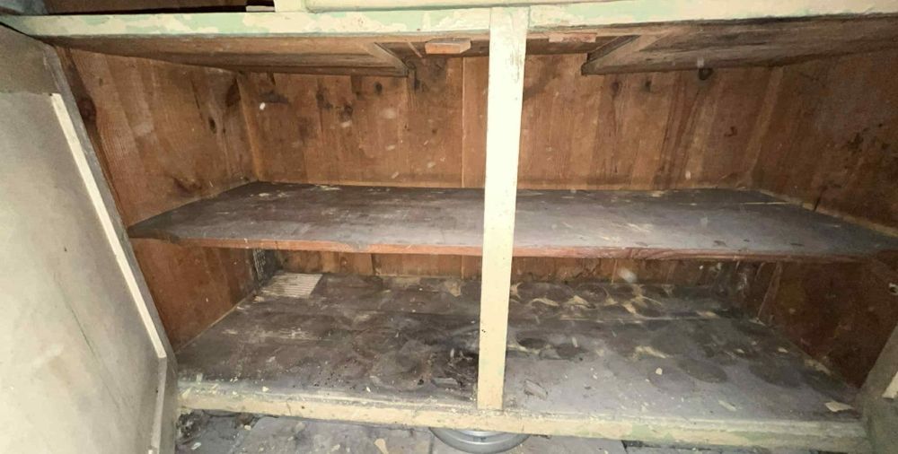 Kredens do odnowienia