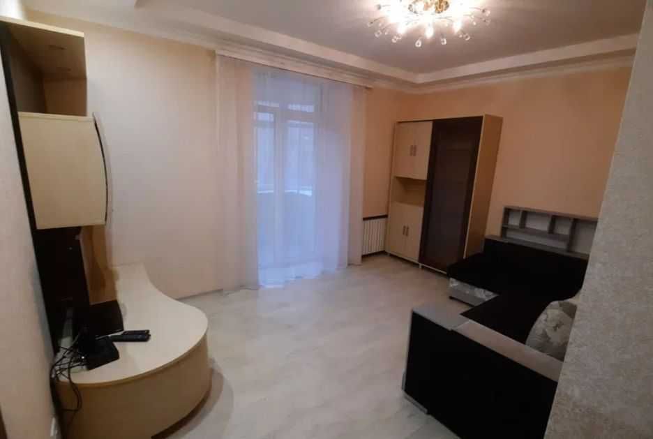 2 кім в ЦЕГЛІ з кухнею 10 м2 район НЕЗАЛЕЖНОСТІ (ТИТОВА) (717257)