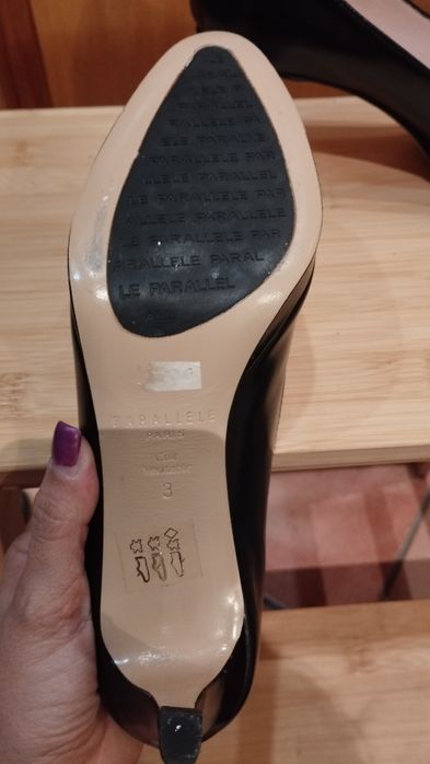 Botas e sapatos de salto