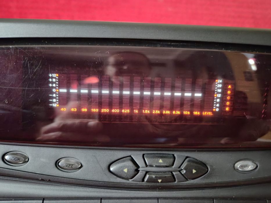 Korektor 14-punktowy Soundwave Q-1400