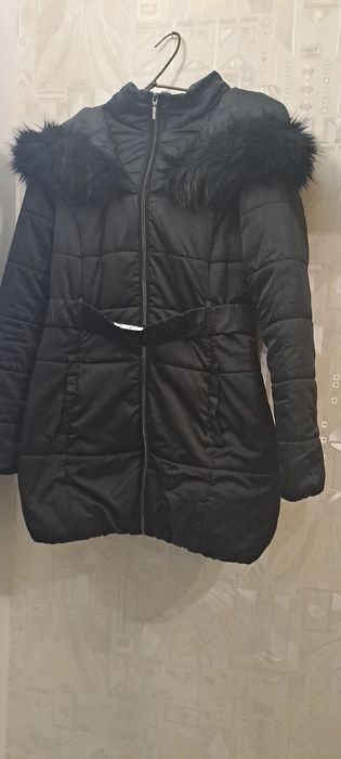 Kurtka zimowa Orsay rozm. L taliowana